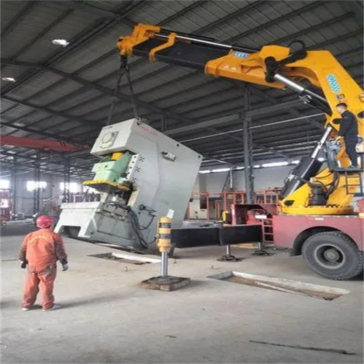 珠海80吨折臂吊车出租附近电话