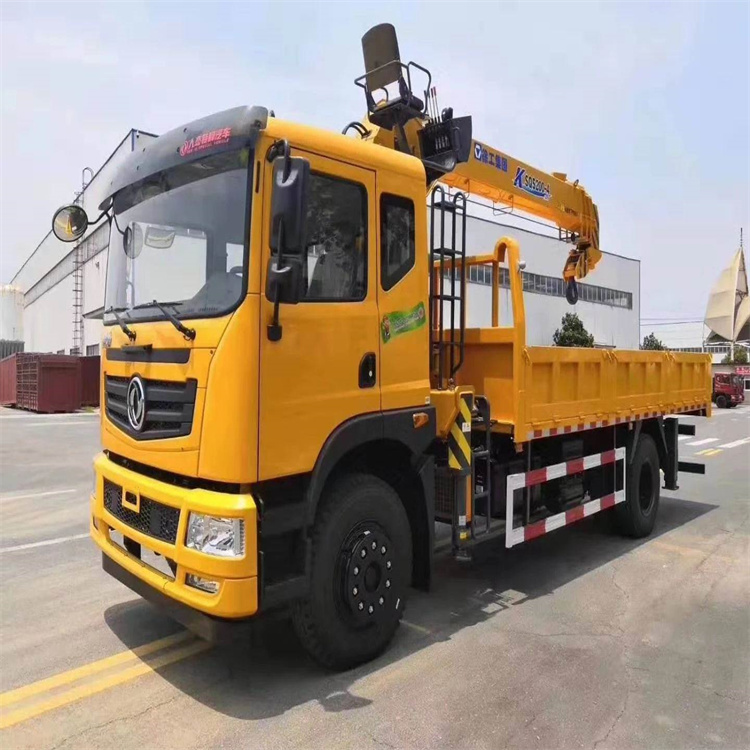 珠海附近找一辆随车吊出租