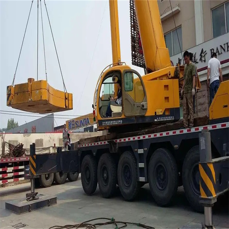 珠海当地吊车出租|机器吊装|75吨|工厂搬迁服务